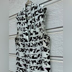 Halogen Sleeveless V-Neck Blouse Shirt Top Semi Sheer Black Gray Leaves l or m